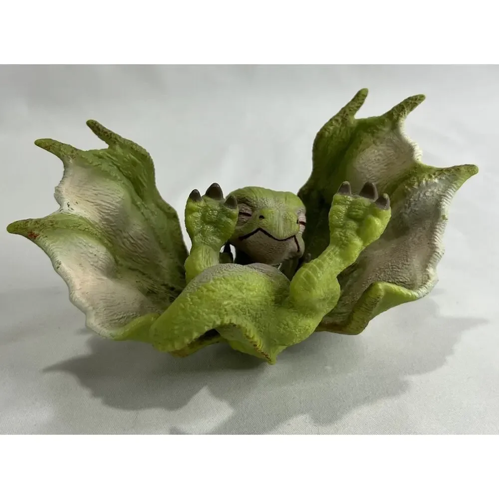 Schliech Dragons Baby Nugur Green Figure Crystal Rare Fantasy UEC